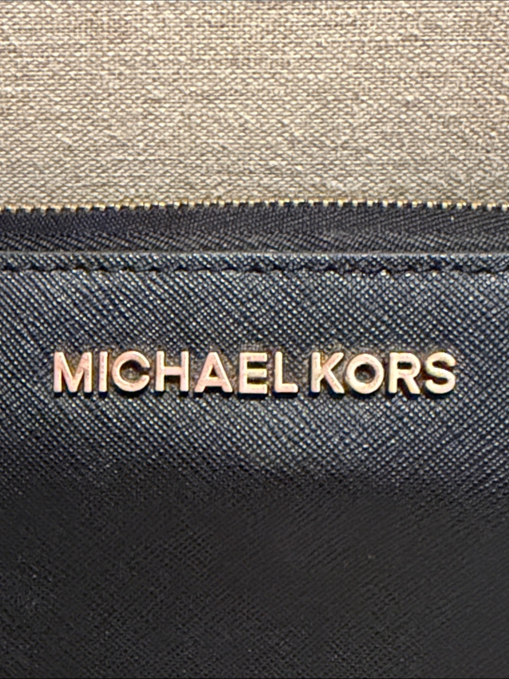 Michael Kors Black Saffiano Leather Zip Wristlet - Picture 5 of 11